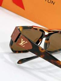 Picture of Louis Vuitton Sunglasses _SKUfw79164249fw